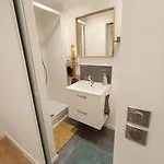L'echappee Zen Sauna Privatif Et Shopping, Tram A Cote Apartmán *
