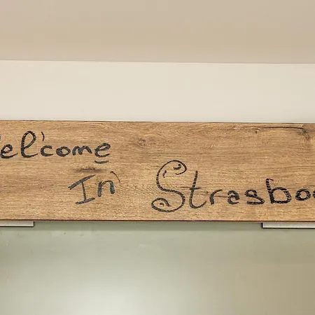 L'echappee Zen Sauna Privatif Et Shopping, Tram A Cote Apartament *