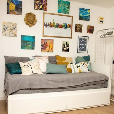 Apartment L'echappee Zen Sauna Privatif Et Shopping, Tram A Cote